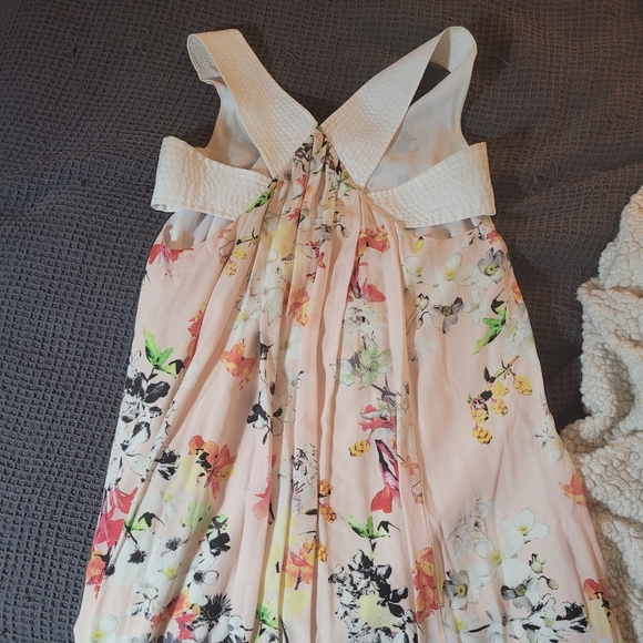 Club Monaco Flowy Dress s 0 - Picture 2 of 4